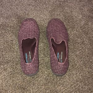 Skechers relaxes fit cooled memory foam shoes